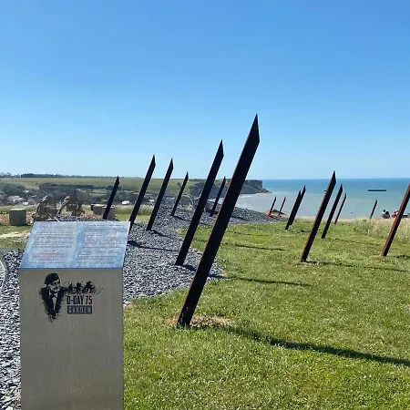Casa de Férias La Lumineuz Au Coeur Des Plages Du Debarquement